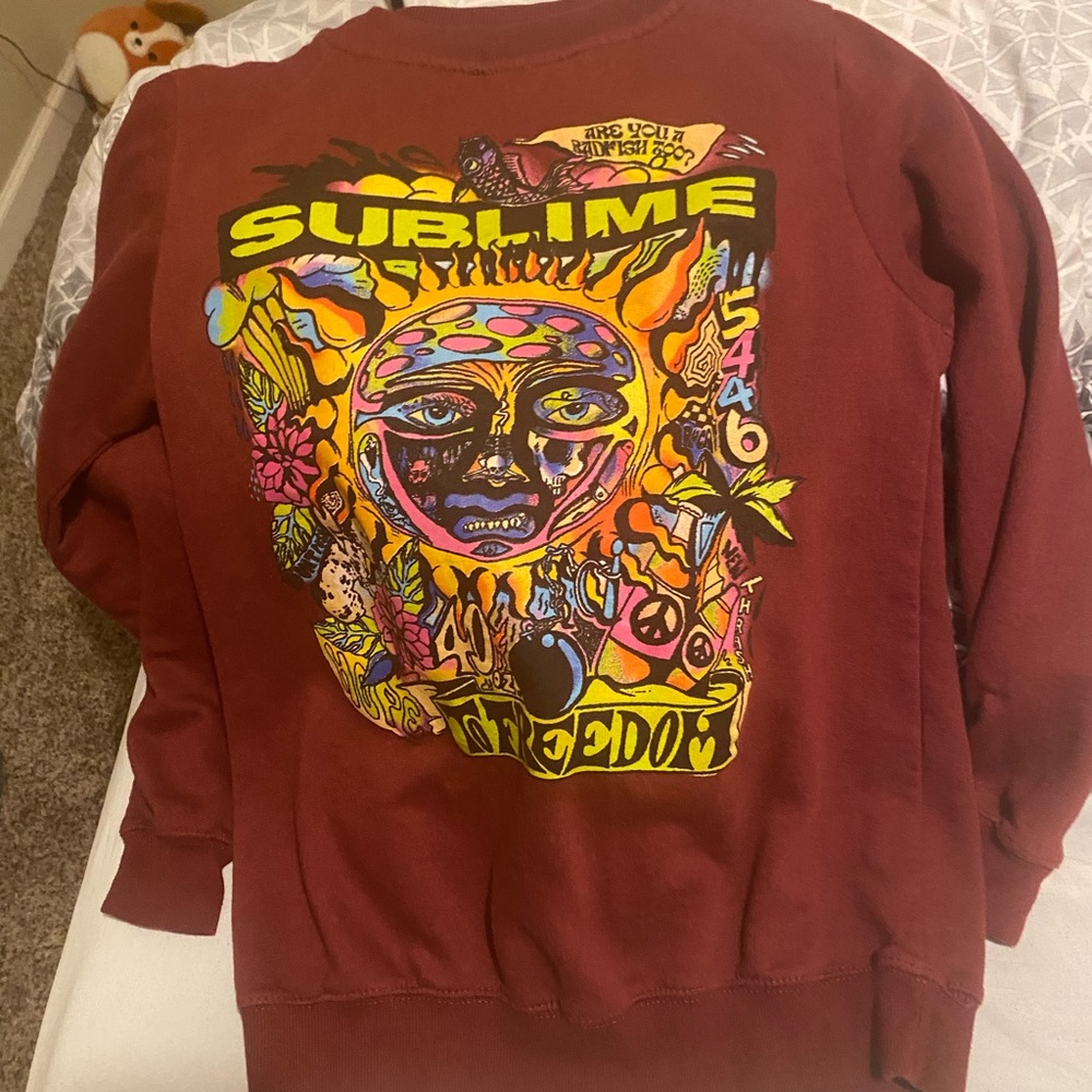 Sweatshirt